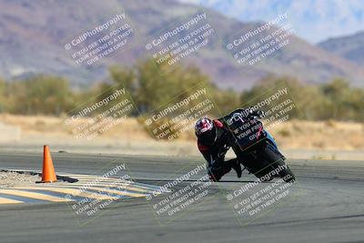 media/Jan-09-2022-SoCal Trackdays (Sun) [[2b1fec8404]]/Turn 14 (10am)/